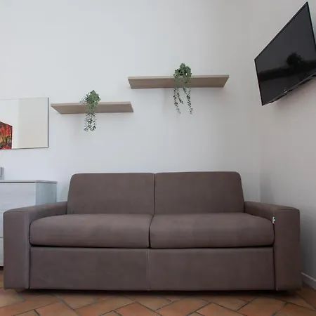 45 - Tourist House Oberdan - Self Check-in * بولونيا