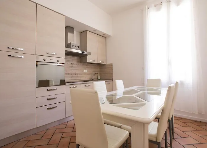 Apartament 45 - Tourist House Oberdan - Self Check-in Bolonia