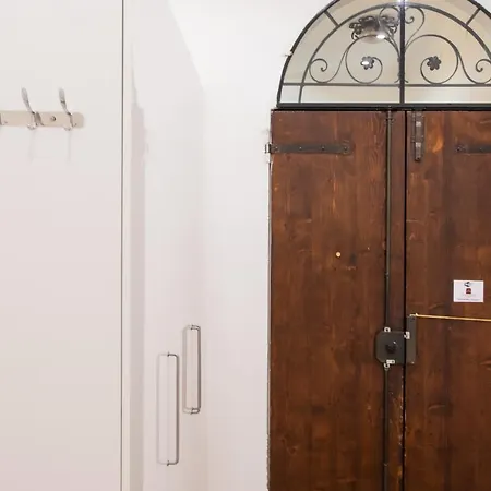 Apartamento 45 - Tourist House Oberdan - Self Check-in Bolonia