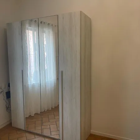 45 - Tourist House Oberdan - Self Check-in Апартаменты Болонья