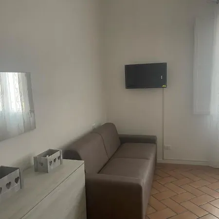Apartment 45 - Tourist House Oberdan - Self Check-in Bologna